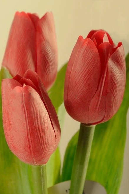 Dekoračný umelý kvet - Tulipán červenooranžový 40 cm