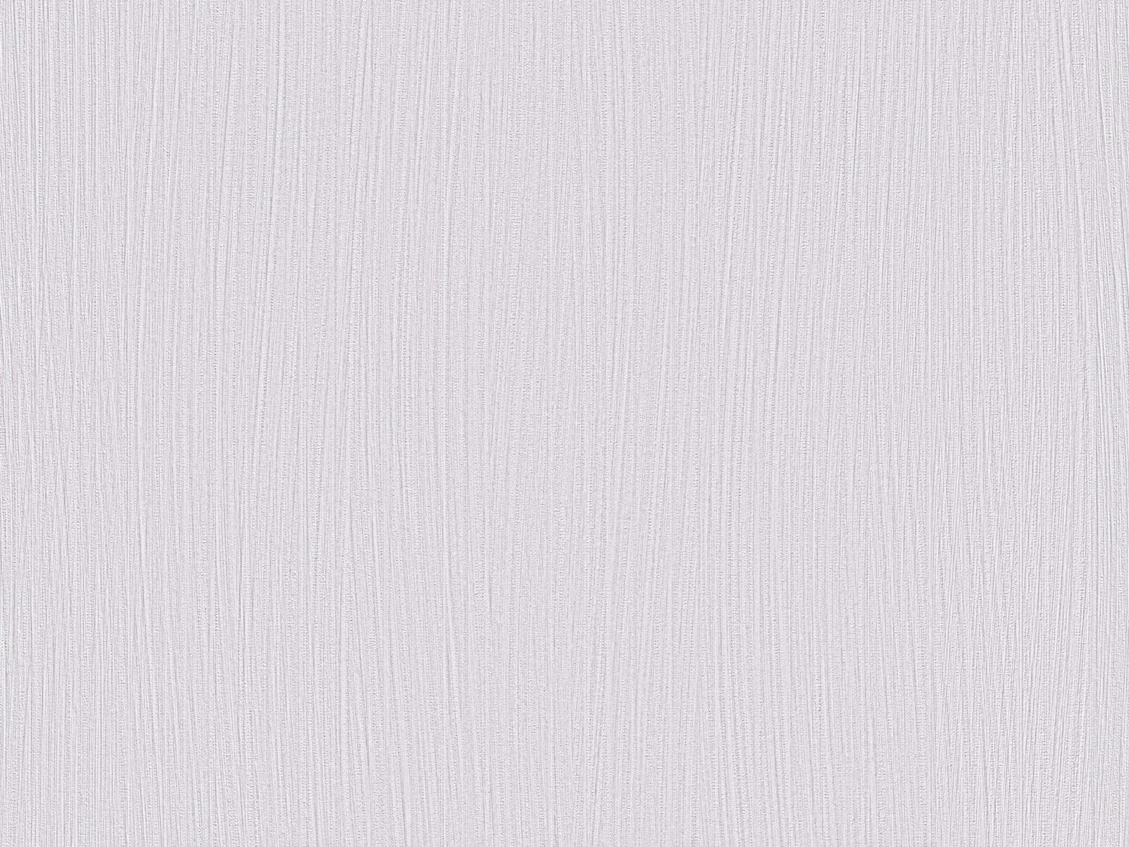 Moderná tapeta s jemne vlnitým prúžkom v svetlo šedej farbe s luxusnými trblietkami, ER-601138