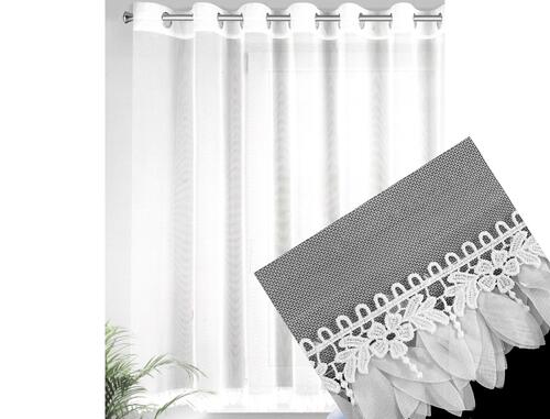Hotová záclona s krúžkami - Syilvi, biela s elegantným kvetinovým okrajom 300 x 150 cm