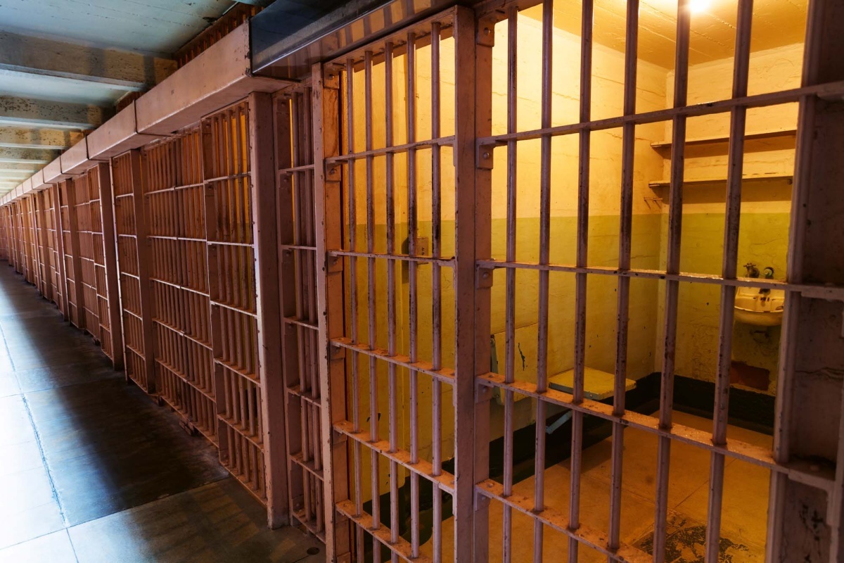 Fototapeta MS-5-0960 Staré americké väzenské cely 375 x 250 cm