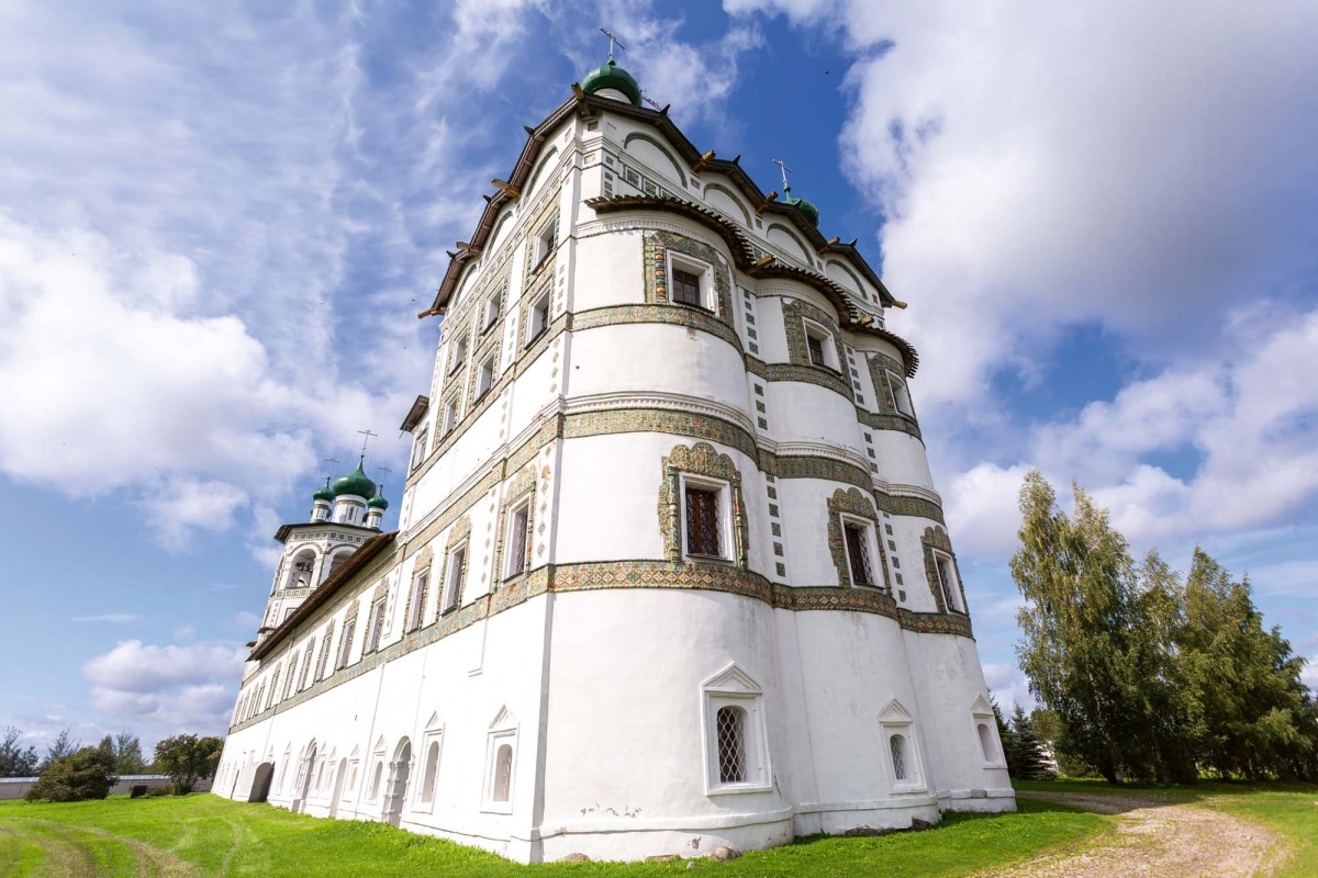 Fototapeta MS-5-1001 Nicolo-Vyazhishchsky kláštor 375 x 250 cm