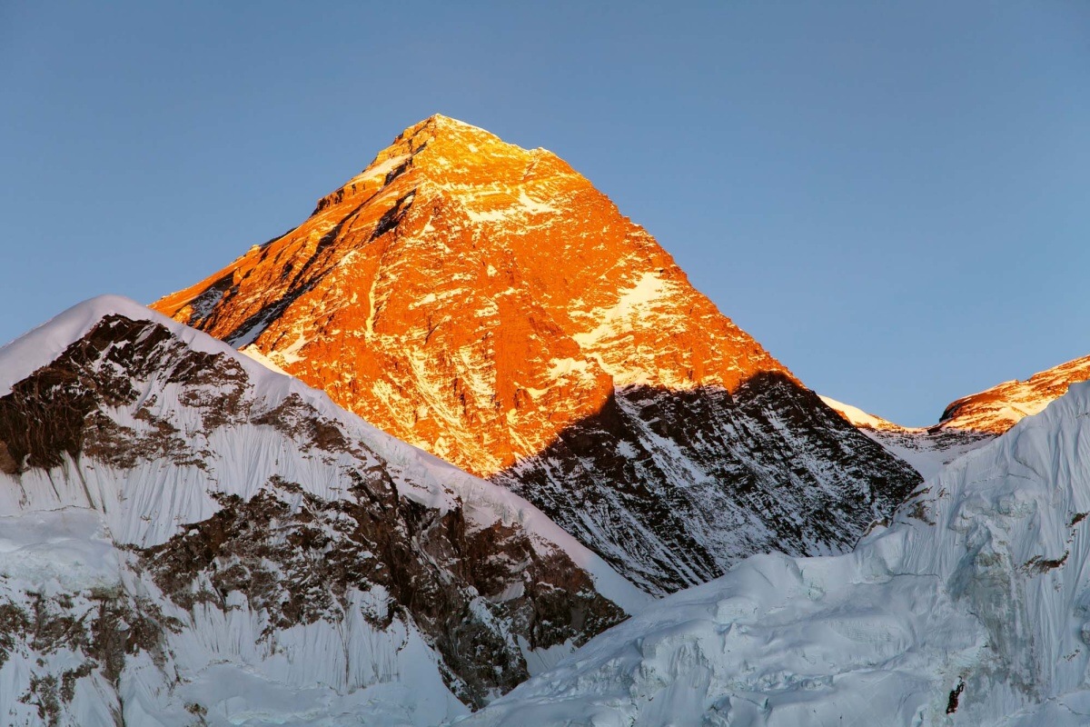 Fototapeta MS-5-1624 Večerný pohľad na Mount Everest 375 x 250 cm