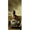 Fototapety na dvere - Dievča v kresle 95 x 210 cm